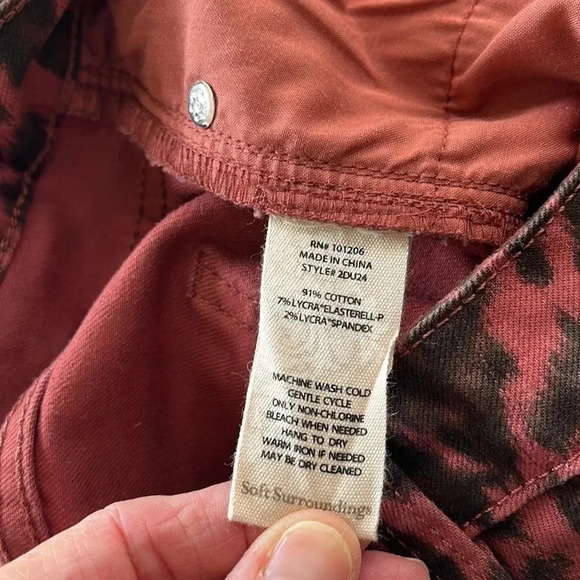 Leopard Print Long Pants Straight Leg Womens 10 Stretch Mob Wife Unique - Picture 12 of 17